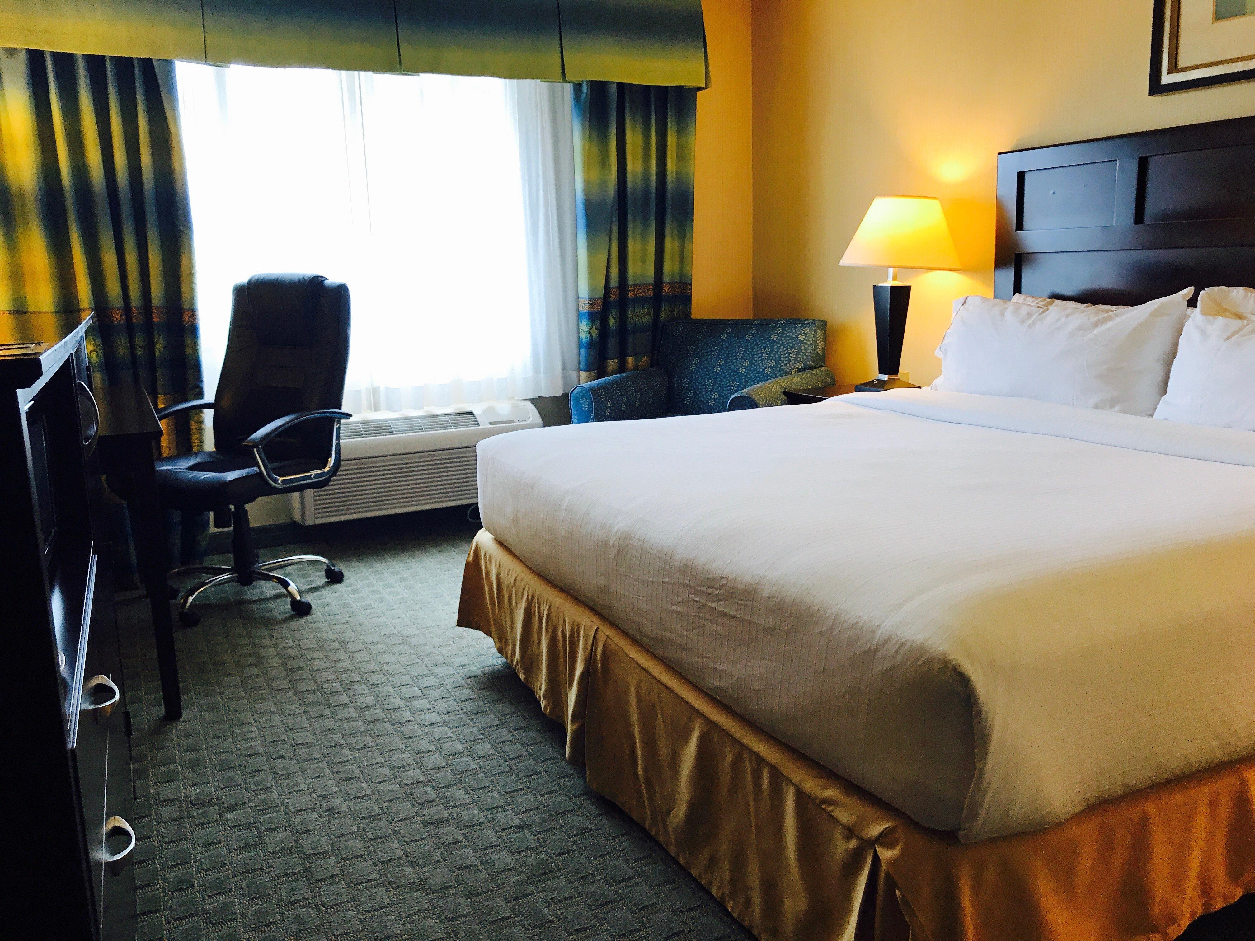 Holiday Inn Express Fort Bragg By Ihg Eksteriør billede