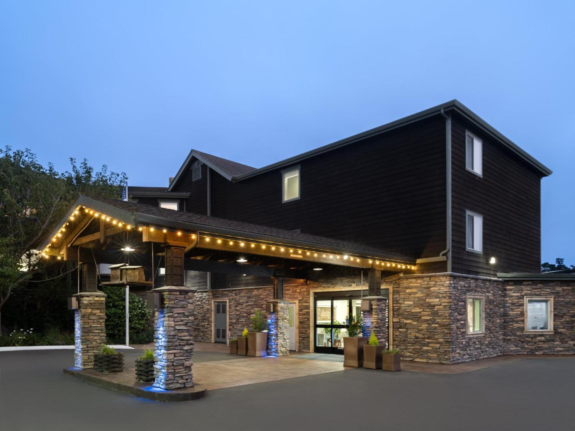 Holiday Inn Express Fort Bragg By Ihg Eksteriør billede
