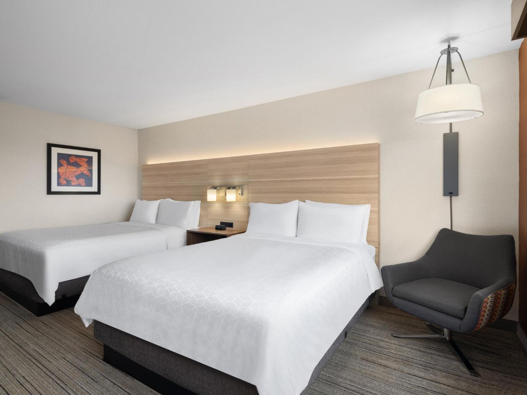 Holiday Inn Express Fort Bragg By Ihg Eksteriør billede
