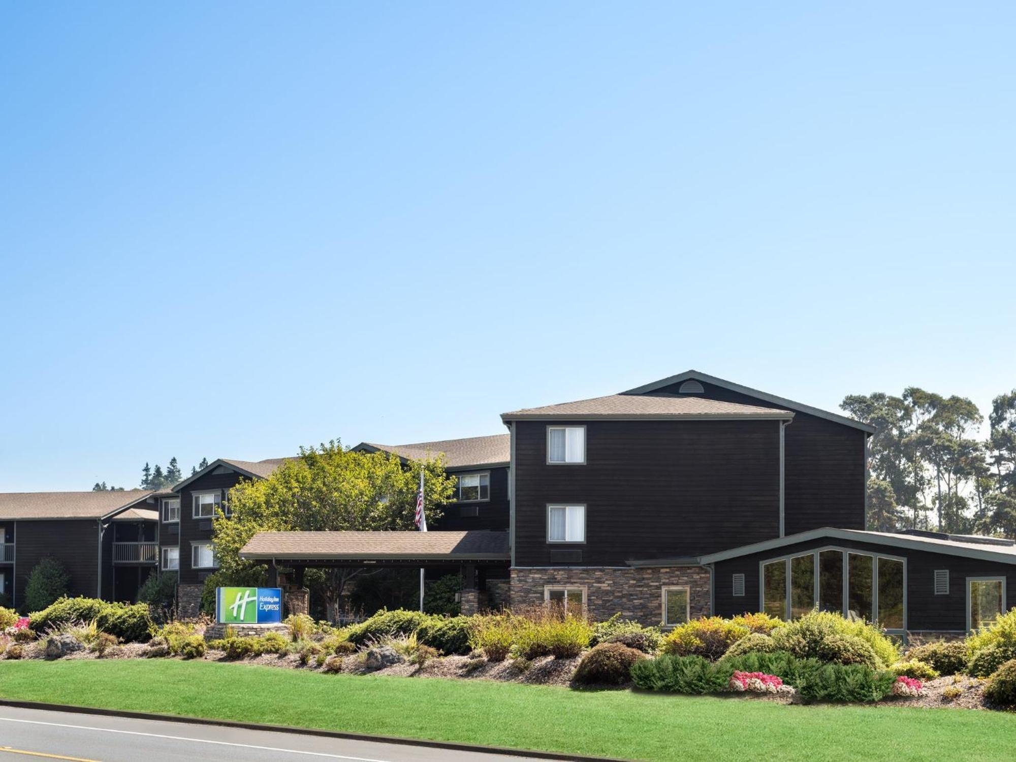 Holiday Inn Express Fort Bragg By Ihg Eksteriør billede
