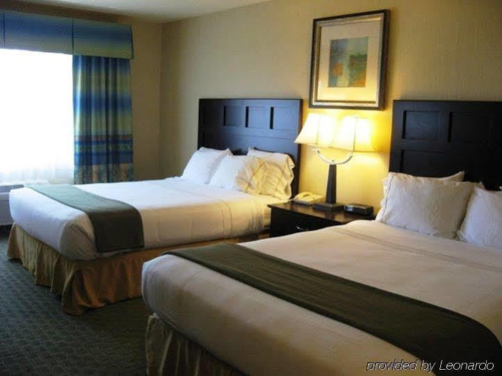 Holiday Inn Express Fort Bragg By Ihg Eksteriør billede